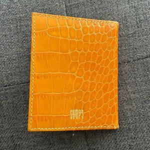 Gumps photo frame wallet